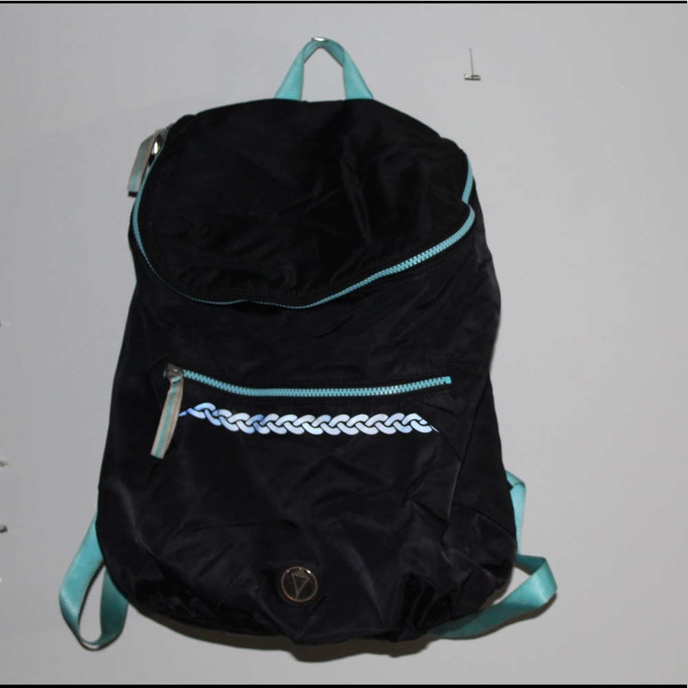 Ivivva bag